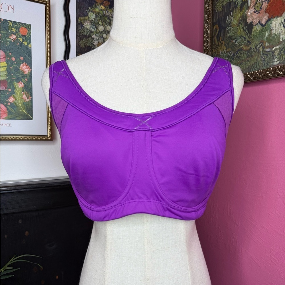 Athleta Women’s Purple Underwired Sports Bra Sz 38DD